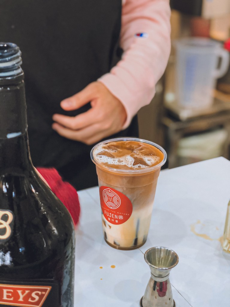 馥珍圓推薦 台北下午茶手搖店 前五人氣飲品 堤拉米斯歐蕾 | sansan小矮人走跳日記