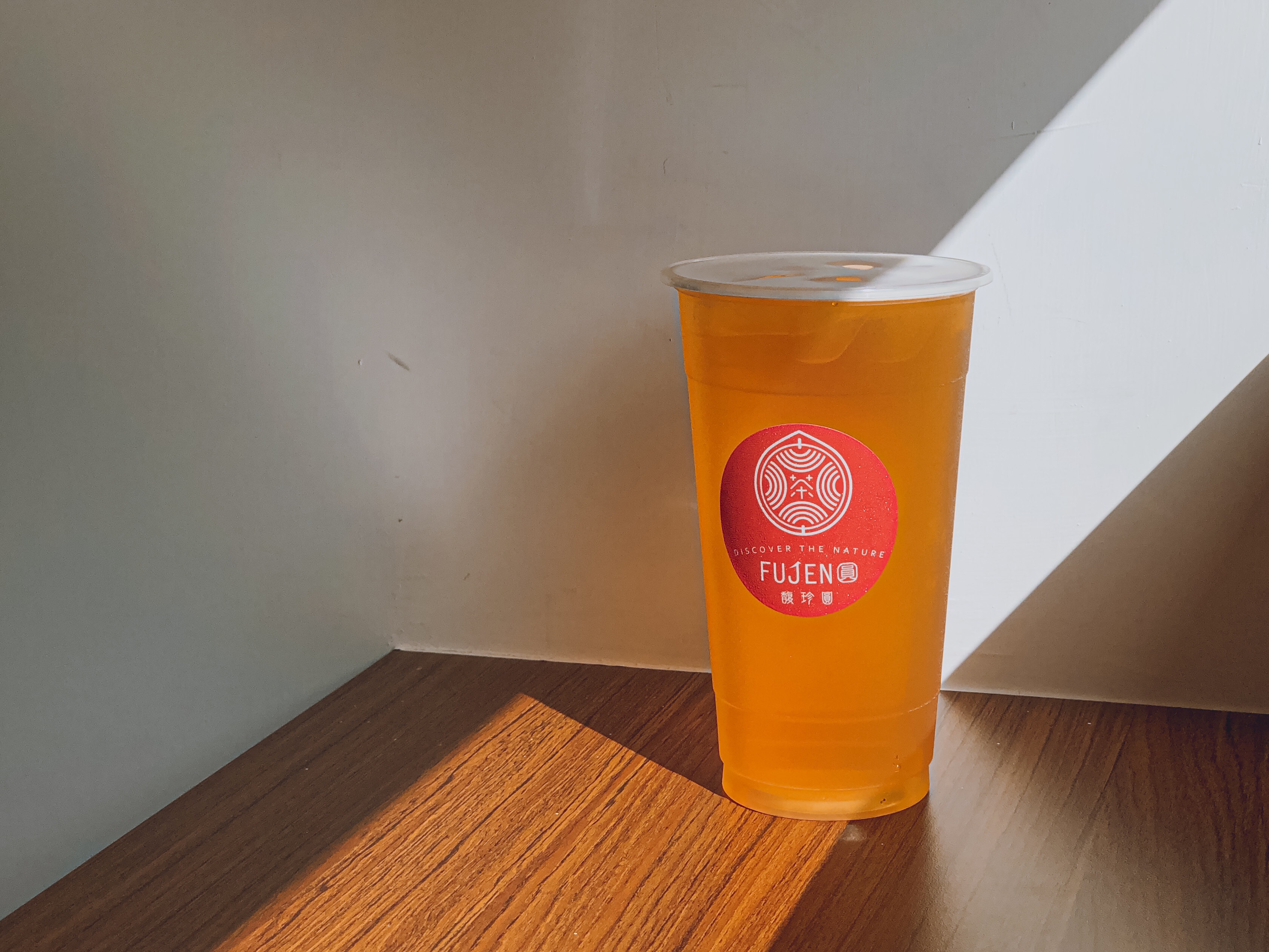 馥珍圓推薦 台北下午茶手搖店 前五人氣飲品 名間四季春烏龍 | sansan小矮人走跳日記