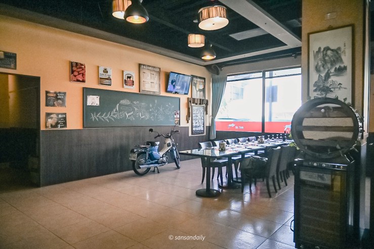 Mr.Tom頂級牛排店空間環境 櫃檯視角