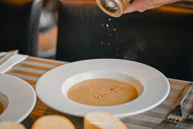 Mr.Tom爐烤肋眼牛排主廚濃湯 洋蔥湯 現磨胡椒粒