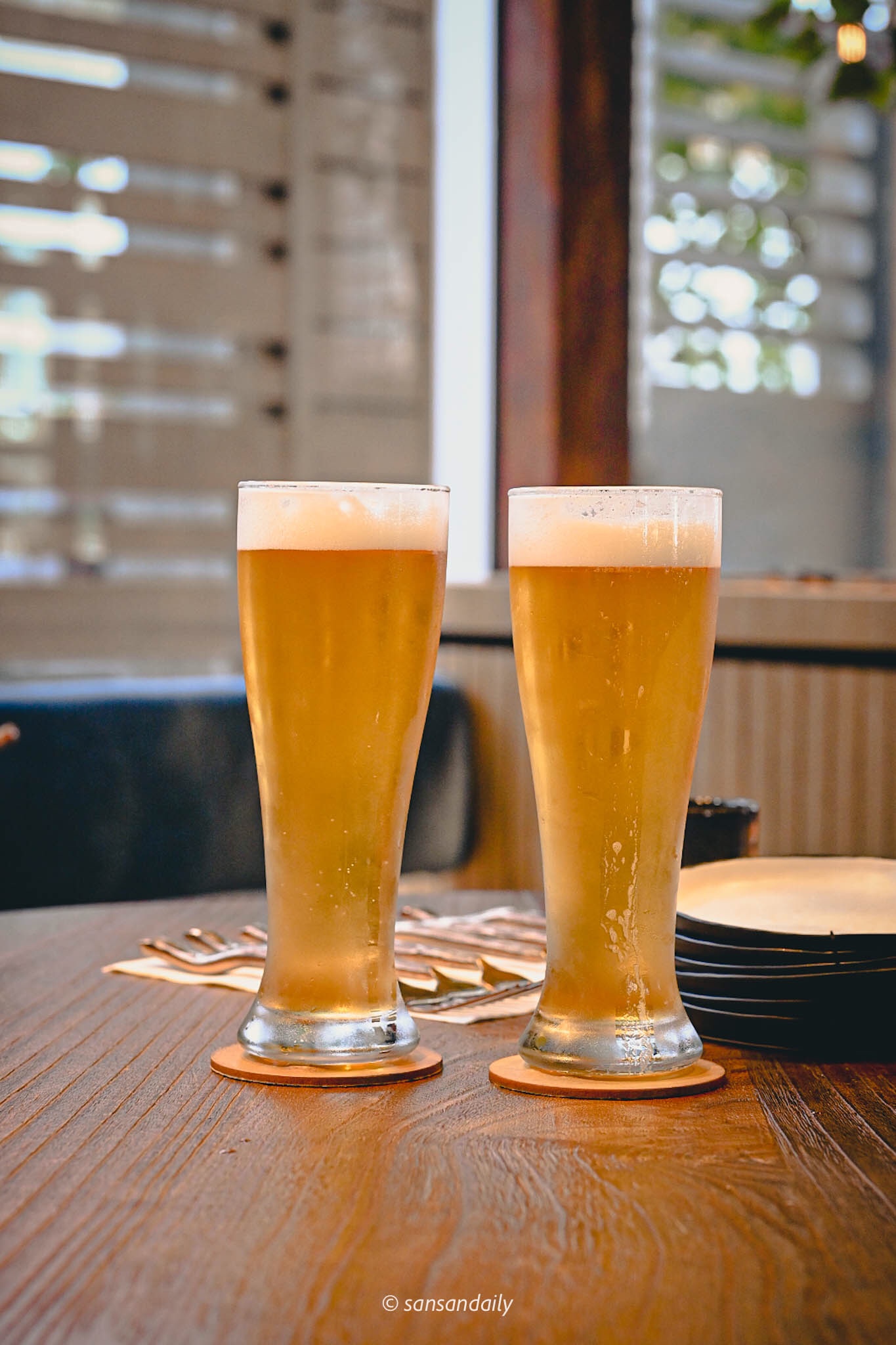 兩杯高杯GUMGUM Beer & Wings精釀啤酒