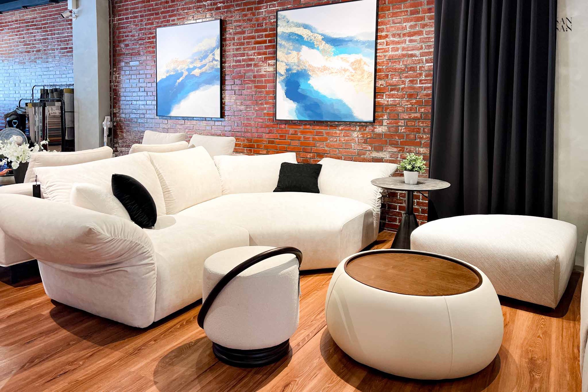 桃園客製沙發 Flora沙發展示畫面